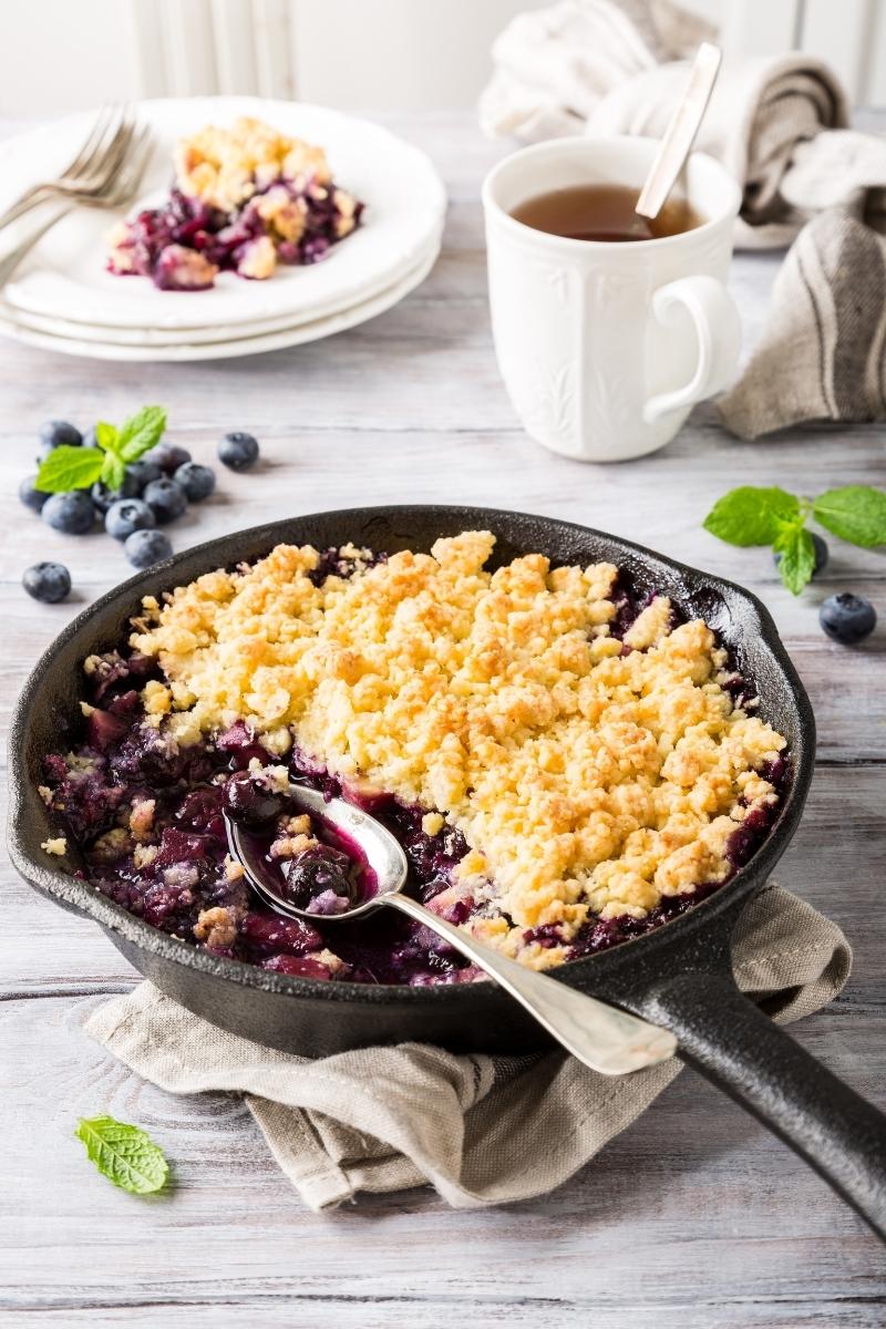 https://www.bestofthislife.com/wp-content/uploads/2021/11/How-To-Care-For-Your-Cast-Iron-Frying-Pan.jpg