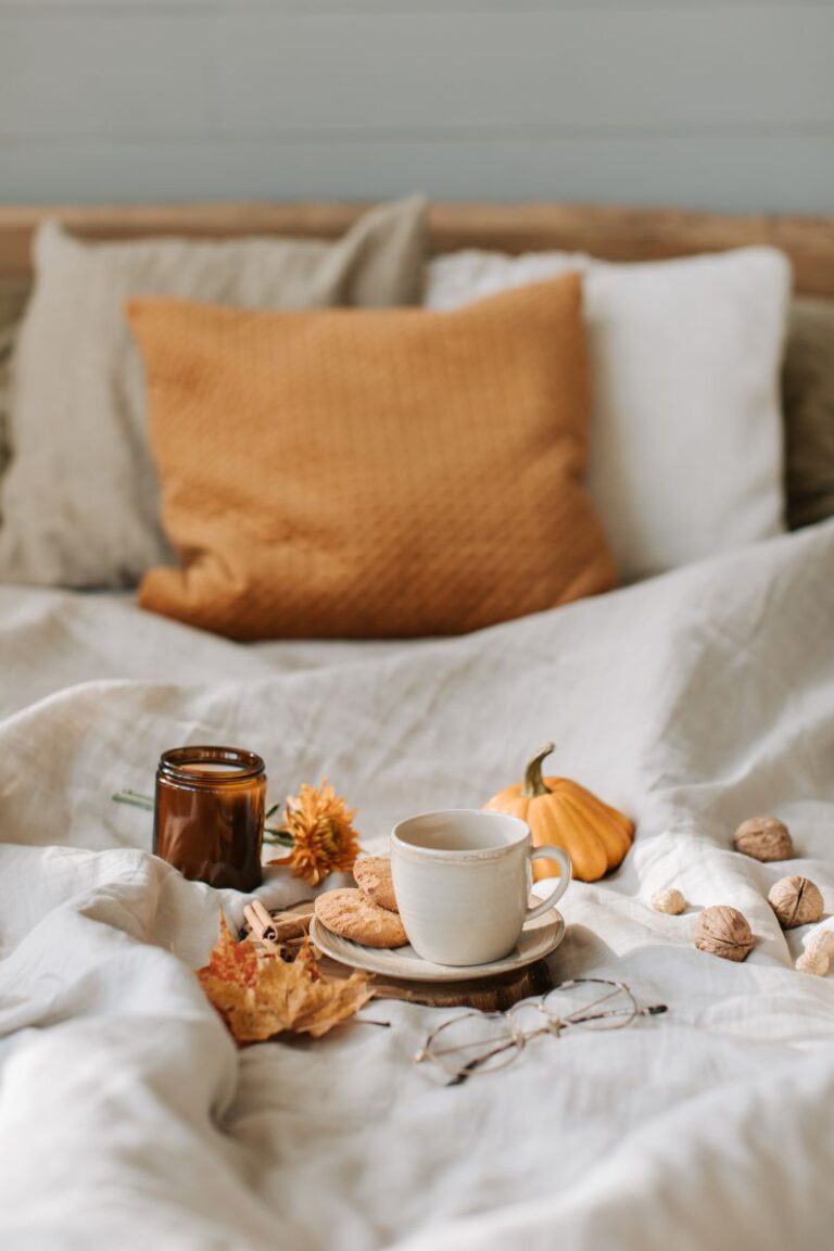 11 Ways To Make Your Bedroom Cozy This Fall