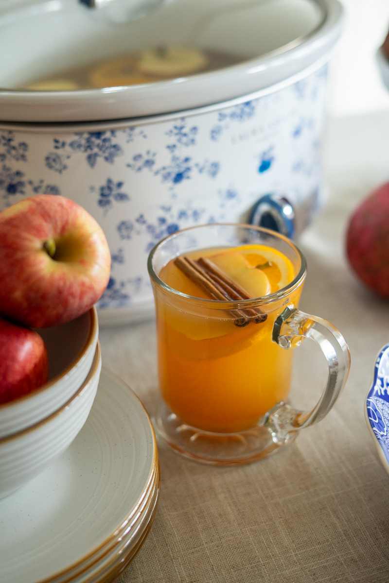 Easy Slow Cooker Apple Cider